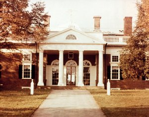 Oostelijke gevel van Monticello, huis van Thomas Jefferson (1743-1826), gebouwd in 1772 door American School